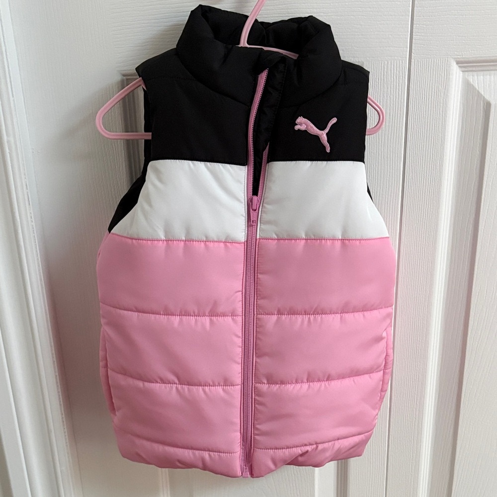 Puma Kids Black, White, and Pink Puffer Vest 4T brand new